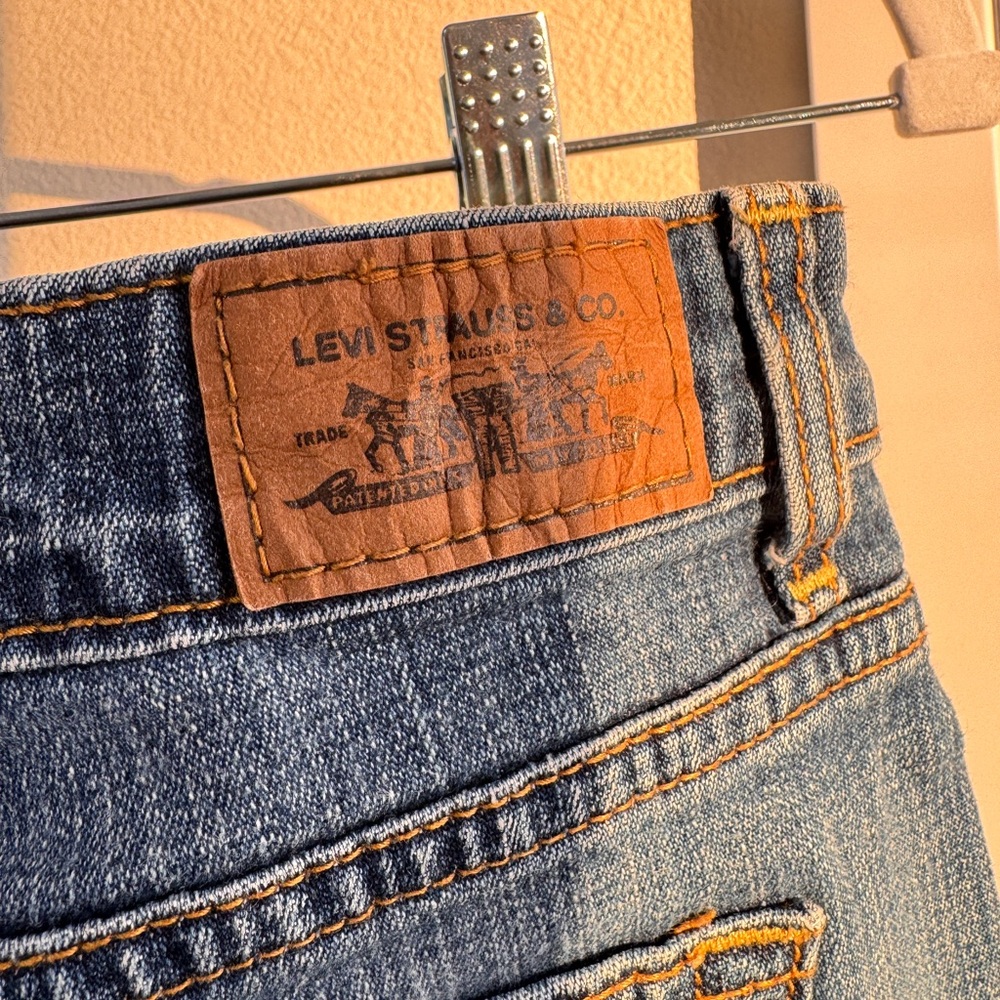 43. Levi's 515. Size 10 M Bootcut Jeans - Picture 10 of 11